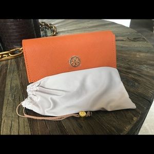 Tory Burch Accessories - BRAND NEW Tory Burch Sunglasses Tory Burch Accessories - BRAND NEW Tory Burch Sunglasses